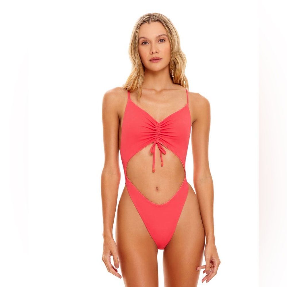 DIANY CUT-OUT ONE PIECE SWIMSUIT